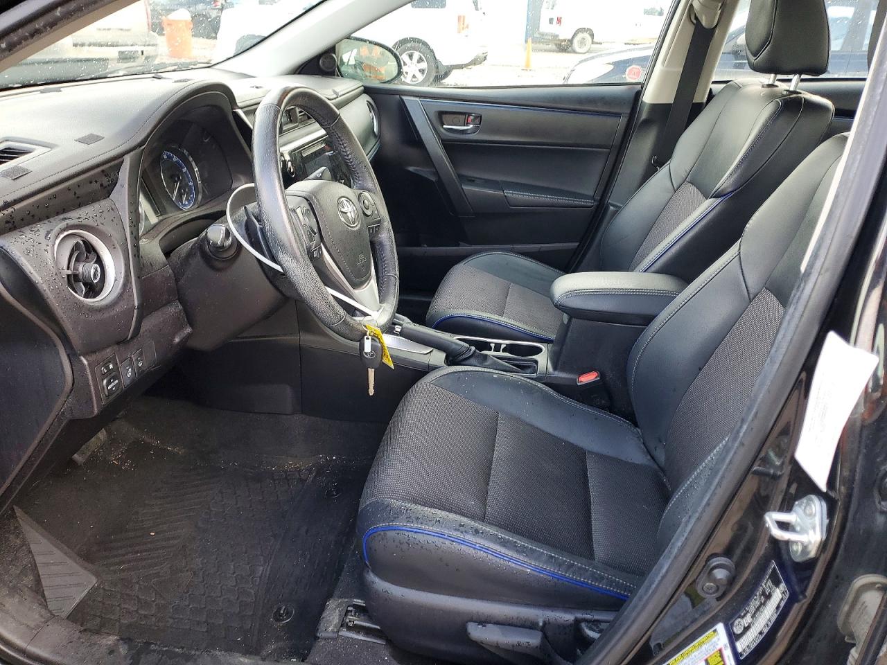 2018 TOYOTA COROLLA L photo 7