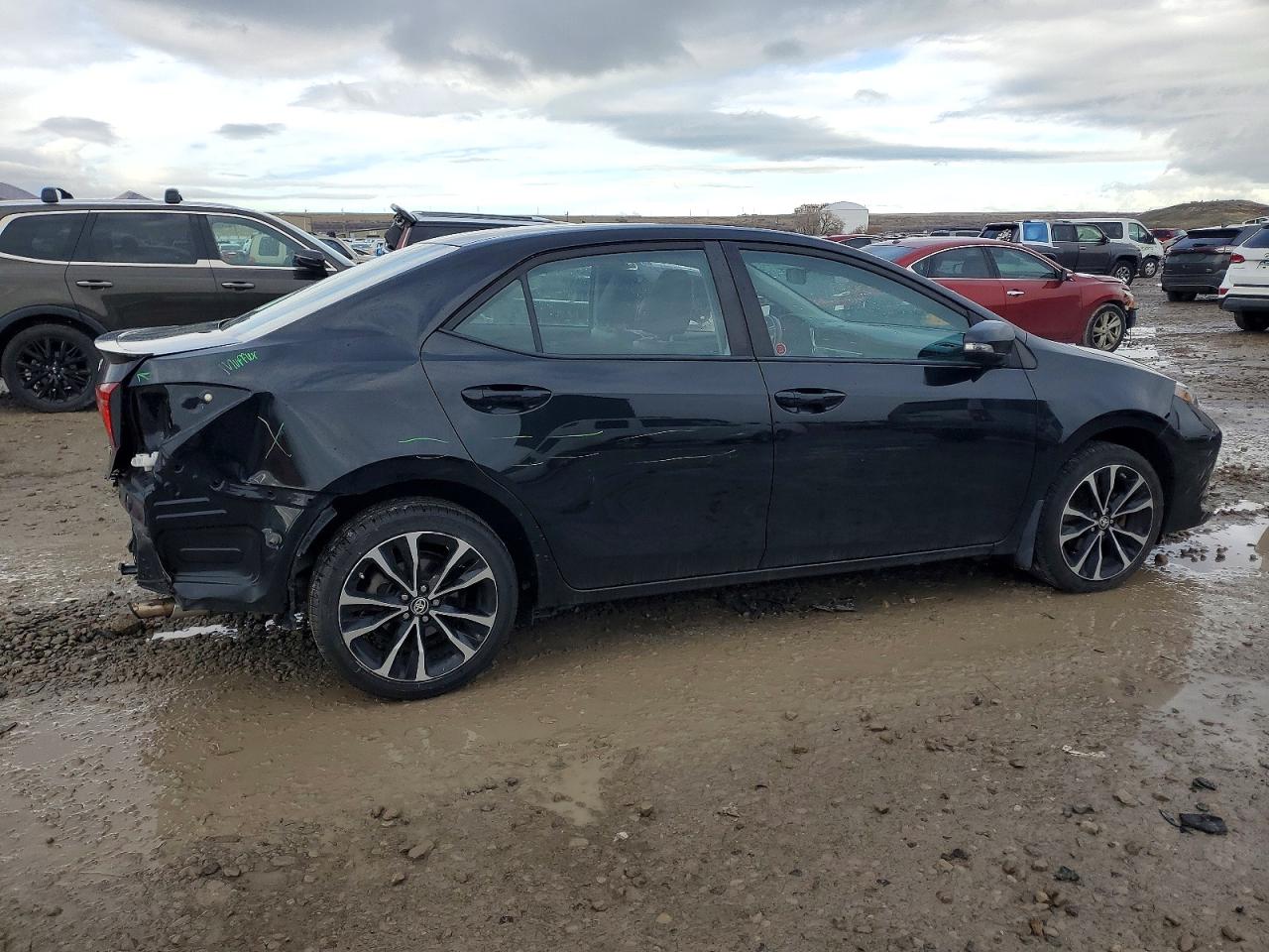 2018 TOYOTA COROLLA L photo 3