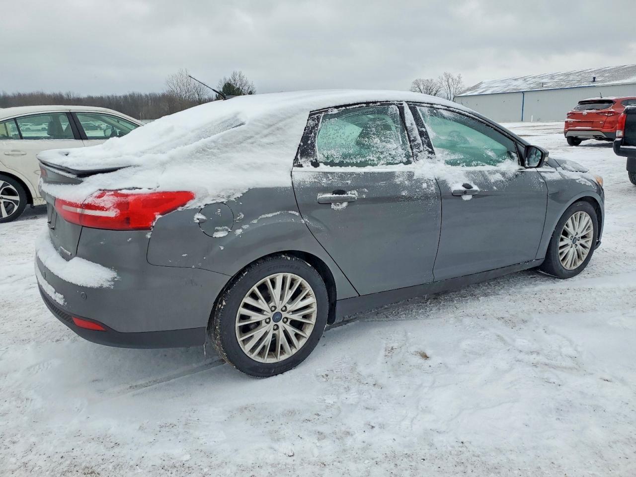 2018 FORD FOCUS TITANIUM photo 3