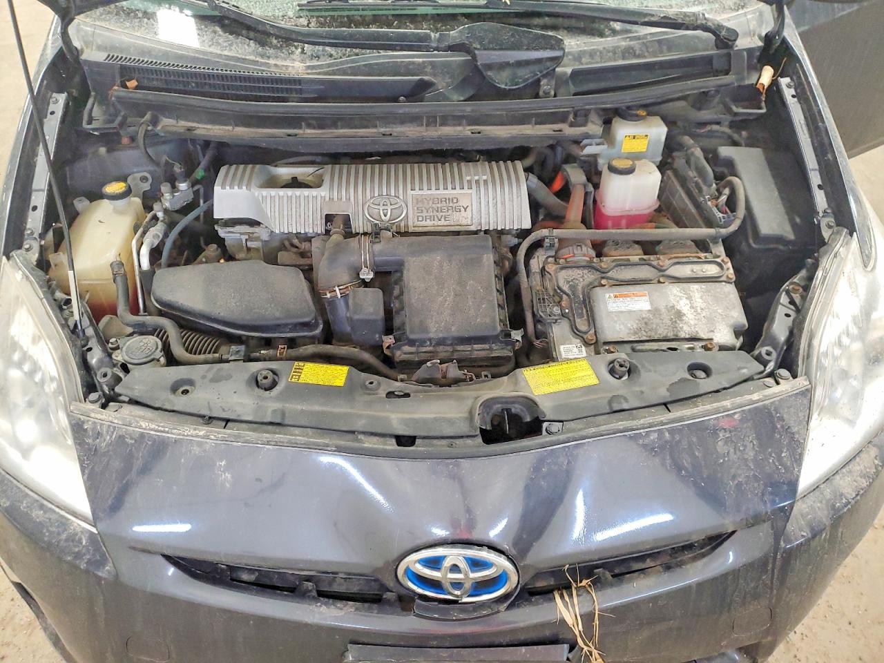 2011 TOYOTA PRIUS photo 11