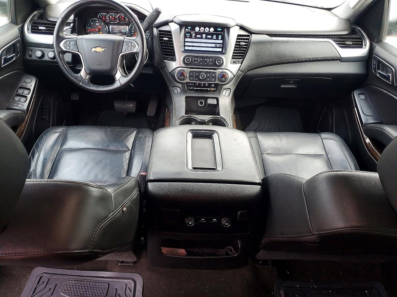 2018 CHEVROLET SUBURBAN K1500 LT photo 8