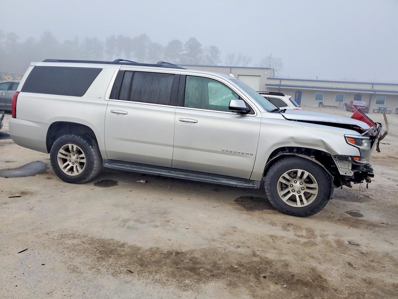 2018 CHEVROLET SUBURBAN K1500 LT photo 4