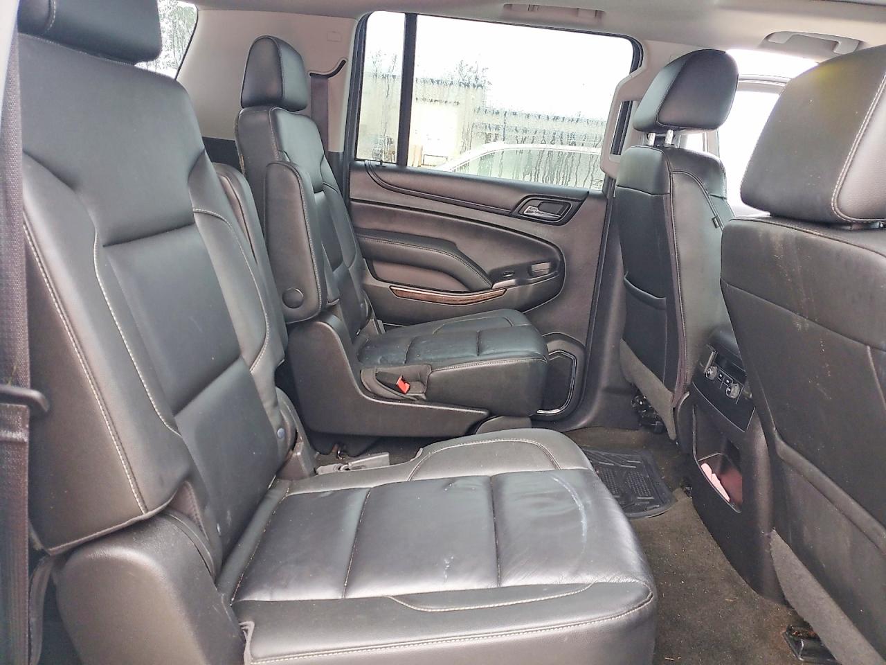 2018 CHEVROLET SUBURBAN K1500 LT photo 11