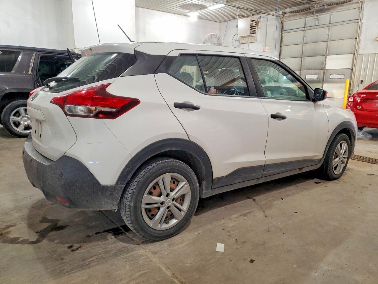 2020 NISSAN KICKS S photo 3