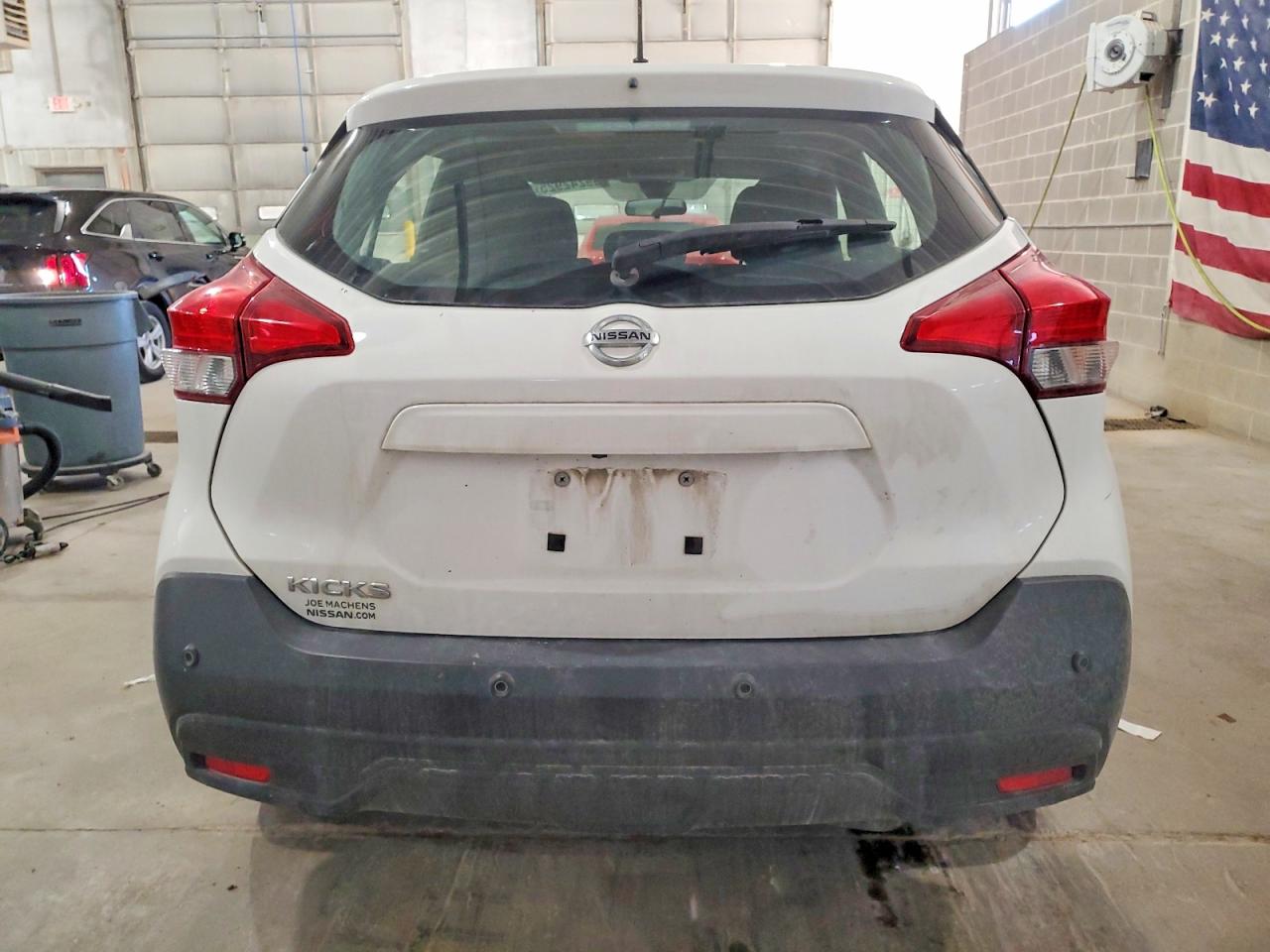 2020 NISSAN KICKS S photo 6