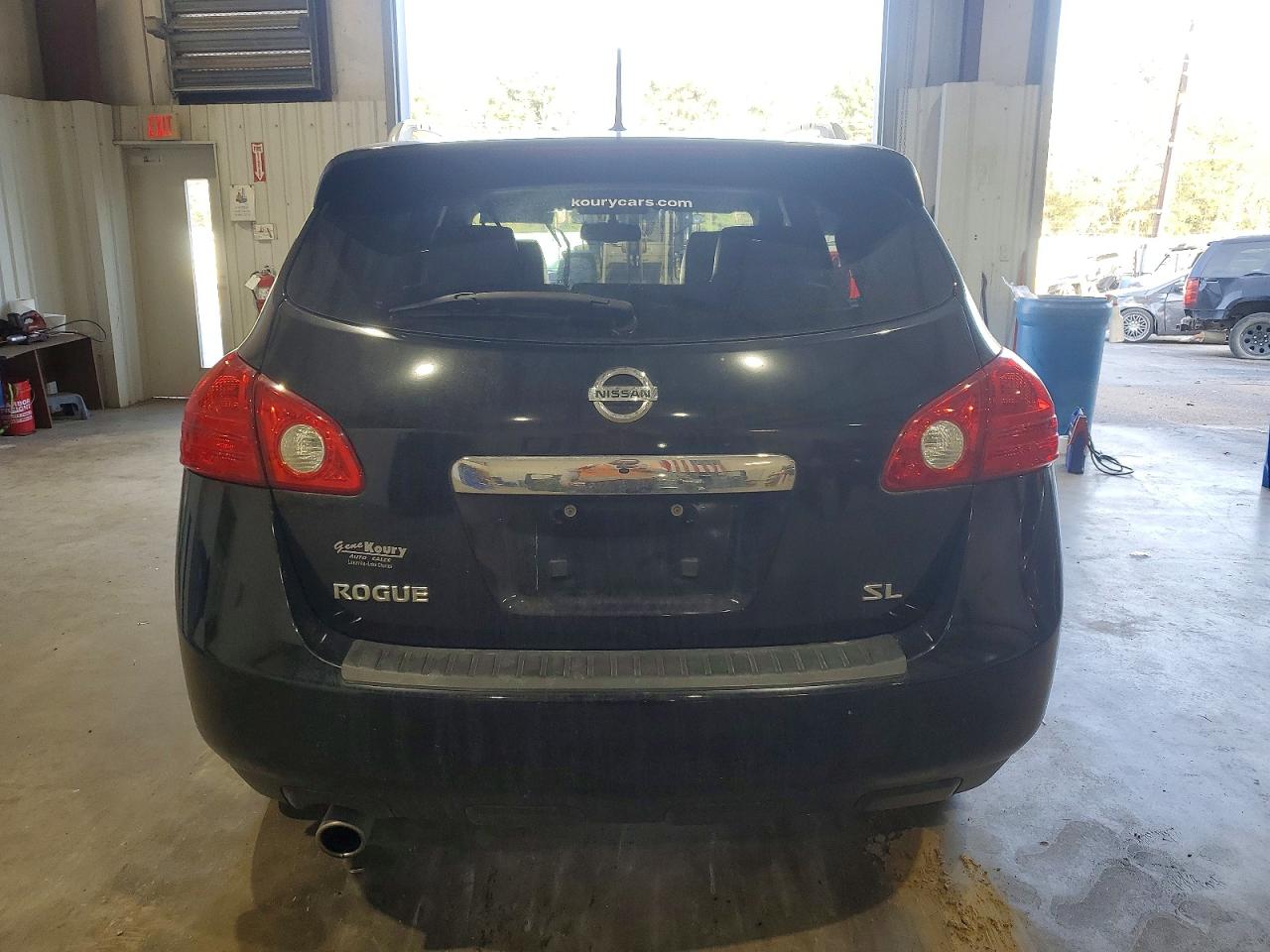 2013 NISSAN ROGUE S photo 6