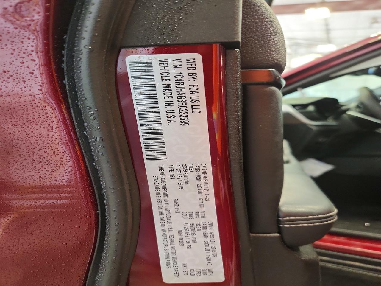 2024 JEEP GRAND CHEROKEE LAREDO photo 13
