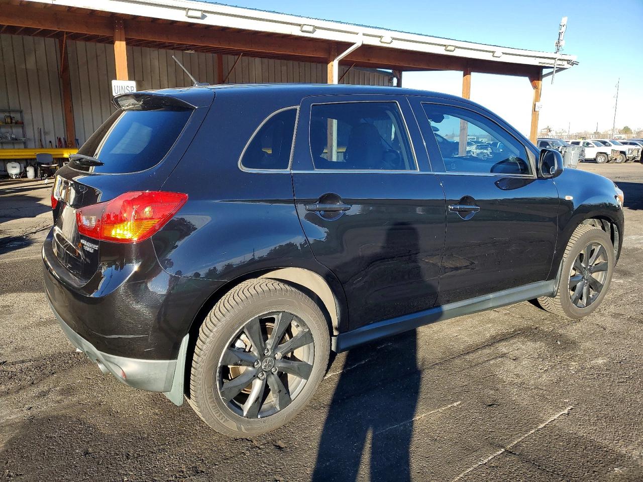 2014 MITSUBISHI OUTLANDER SPORT SE photo 3