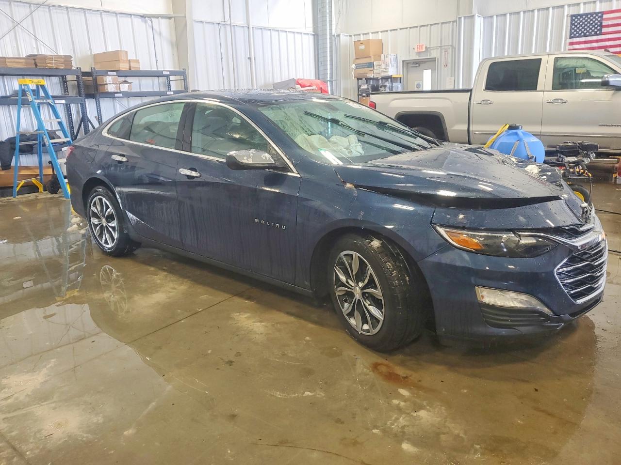 2020 CHEVROLET MALIBU LT photo 4