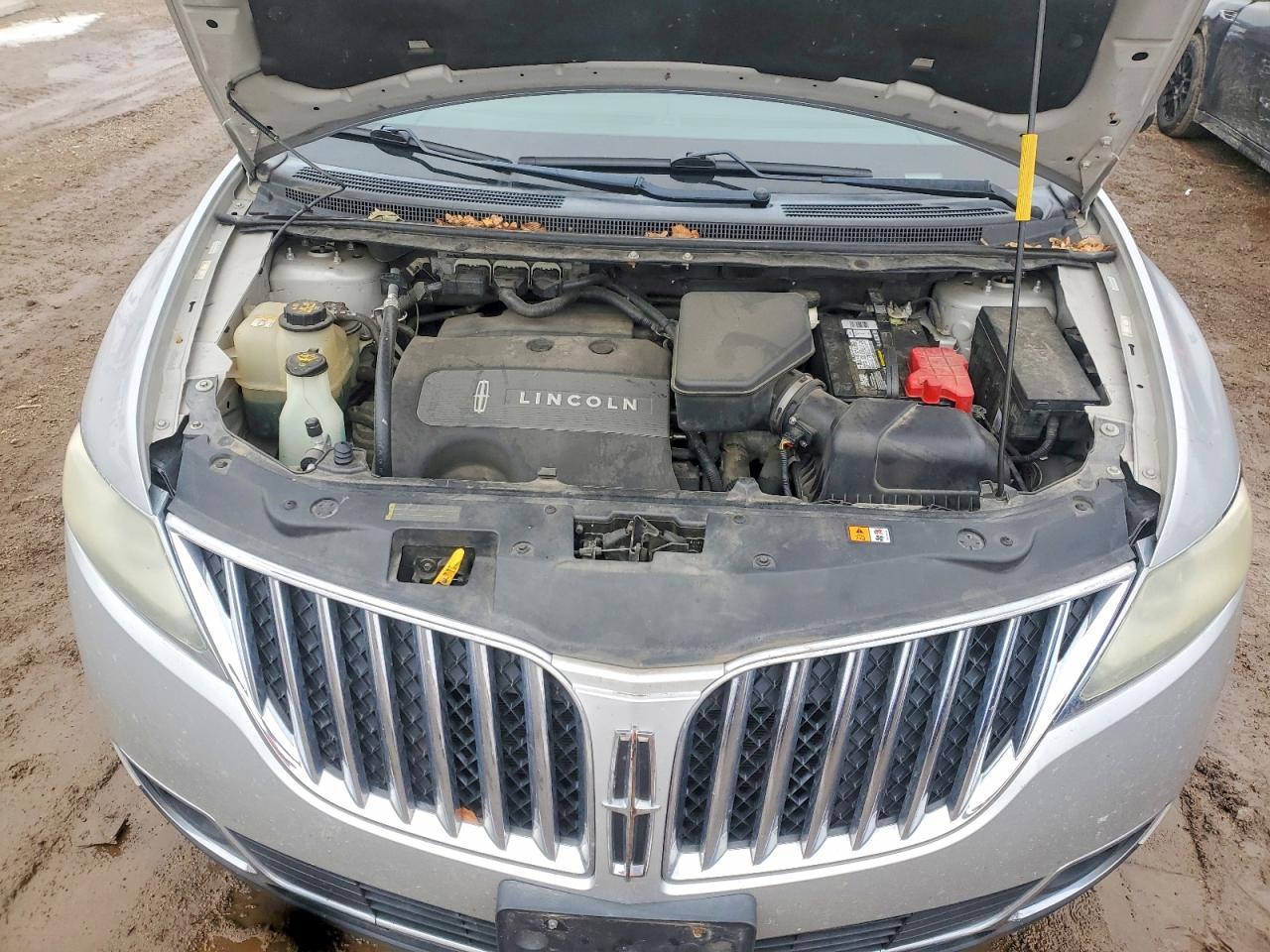 2011 LINCOLN MKX photo 11