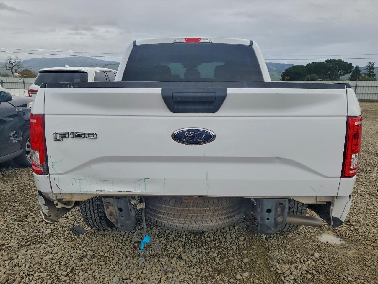 2017 FORD F150 SUPERCREW photo 6