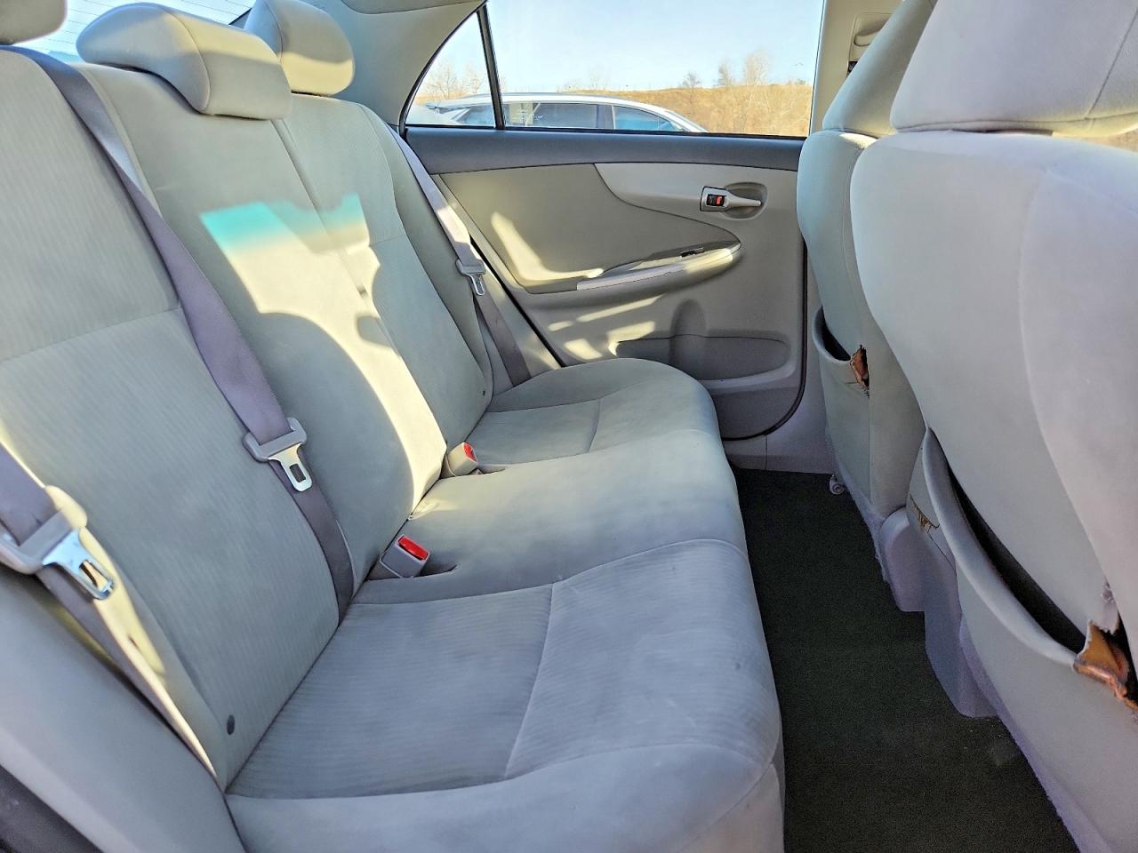 2010 TOYOTA COROLLA BASE photo 10