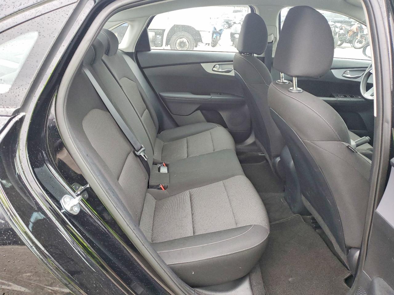2024 KIA FORTE LX photo 10
