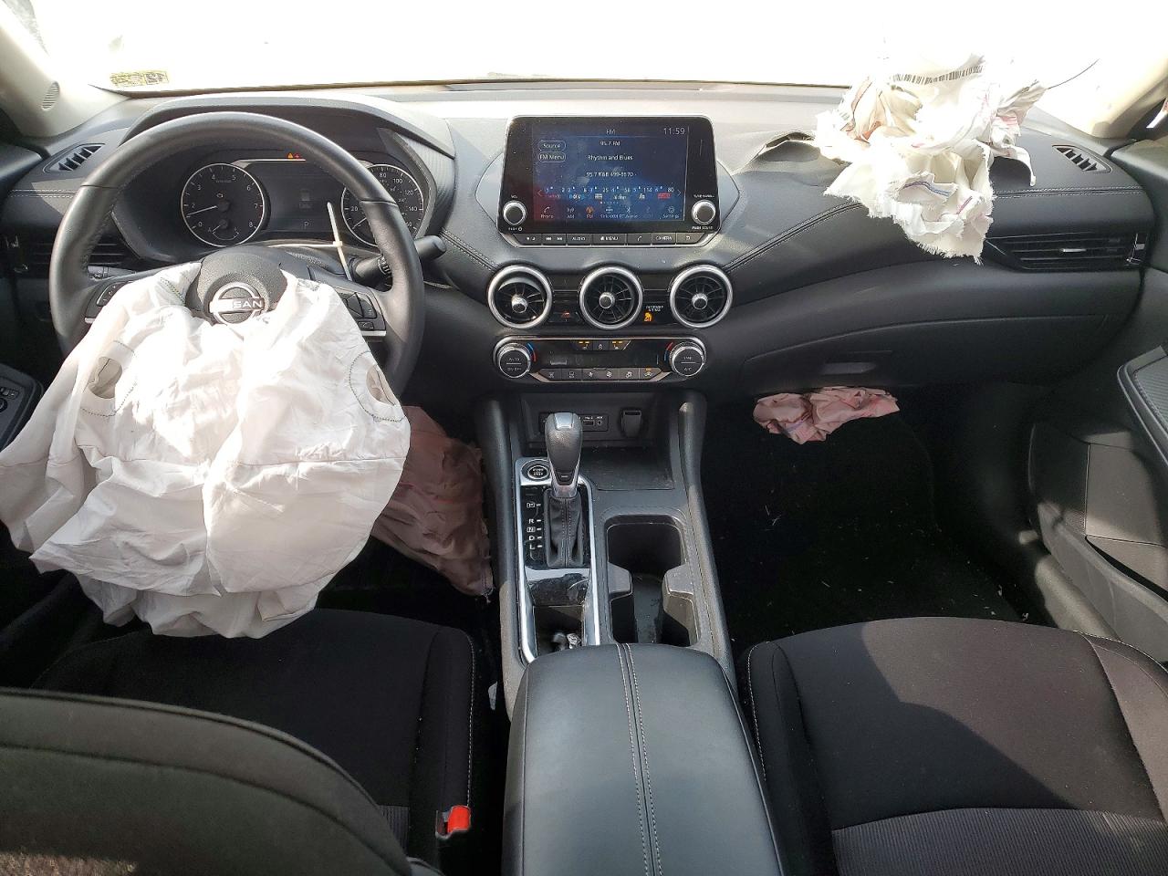 2025 NISSAN SENTRA SV photo 8