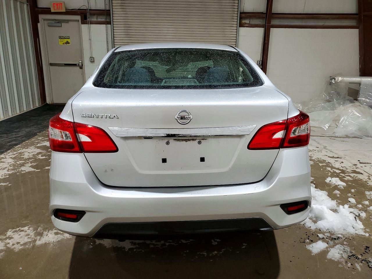 2019 NISSAN SENTRA S photo 6