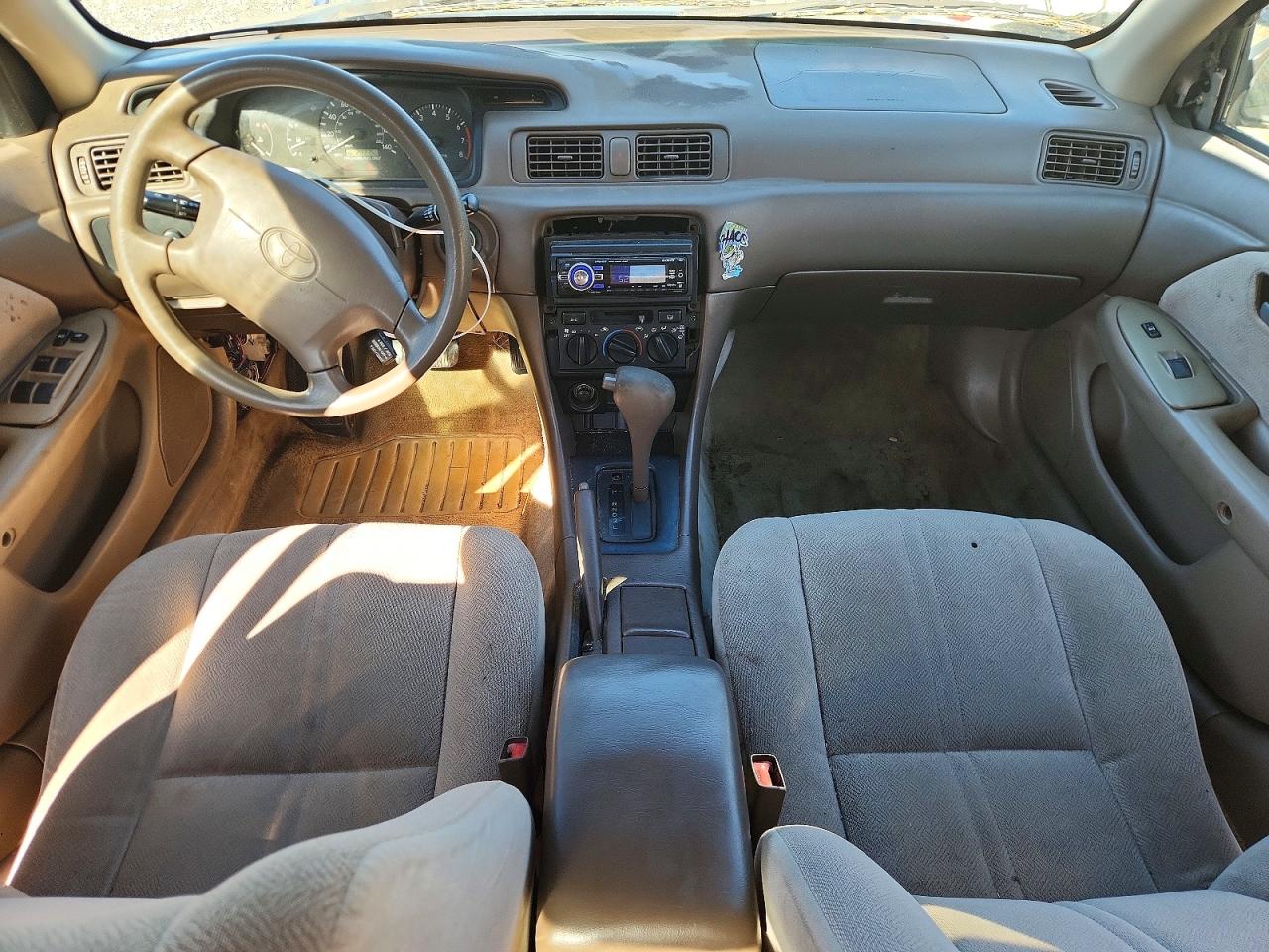 1999 TOYOTA CAMRY CE photo 8