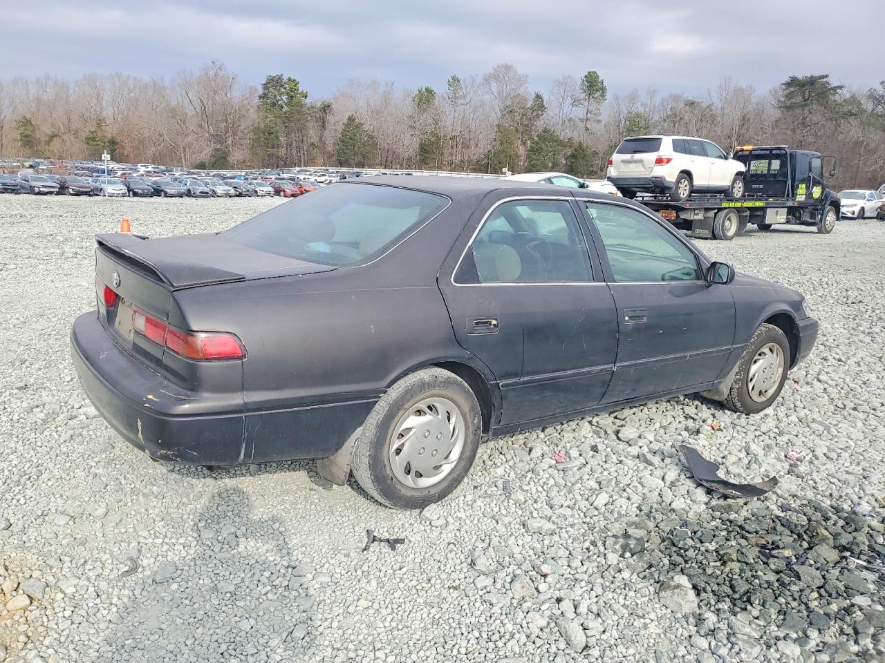 1999 TOYOTA CAMRY CE photo 3