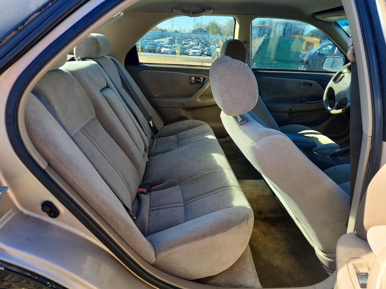 1999 TOYOTA CAMRY CE photo 10