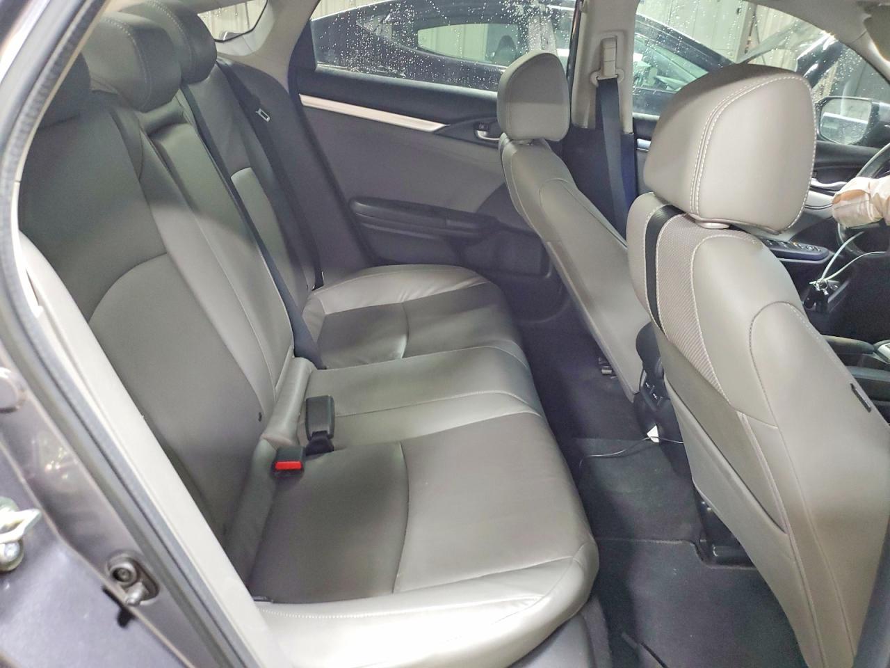 2016 HONDA CIVIC TOURING photo 10