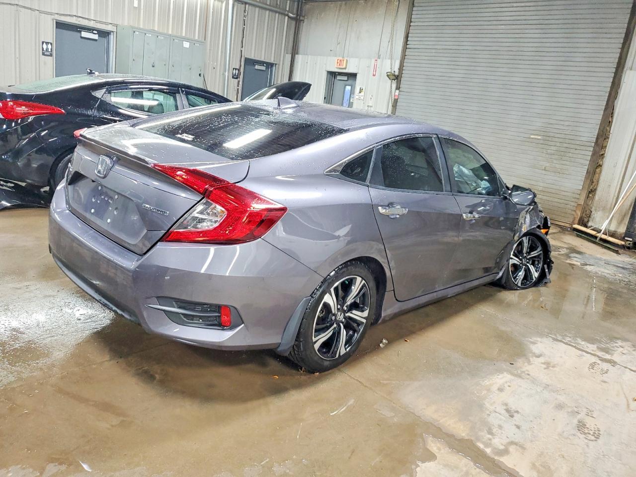 2016 HONDA CIVIC TOURING photo 3