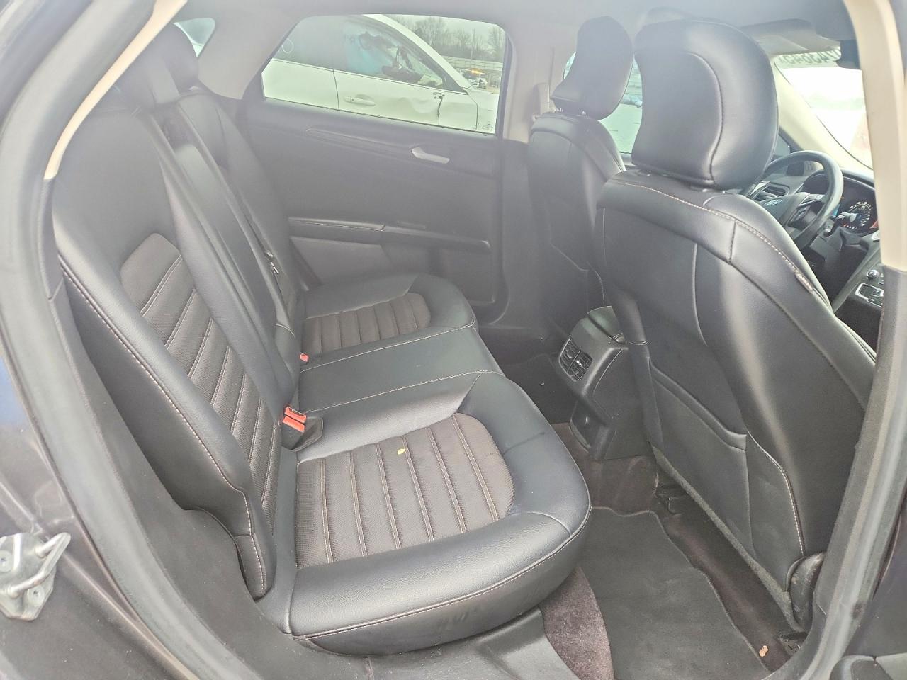 2018 FORD FUSION SE photo 10