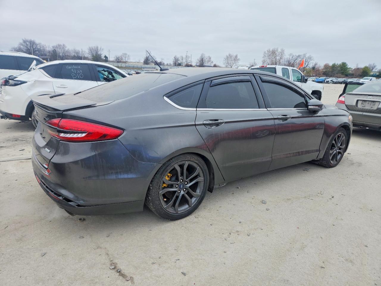 2018 FORD FUSION SE photo 3