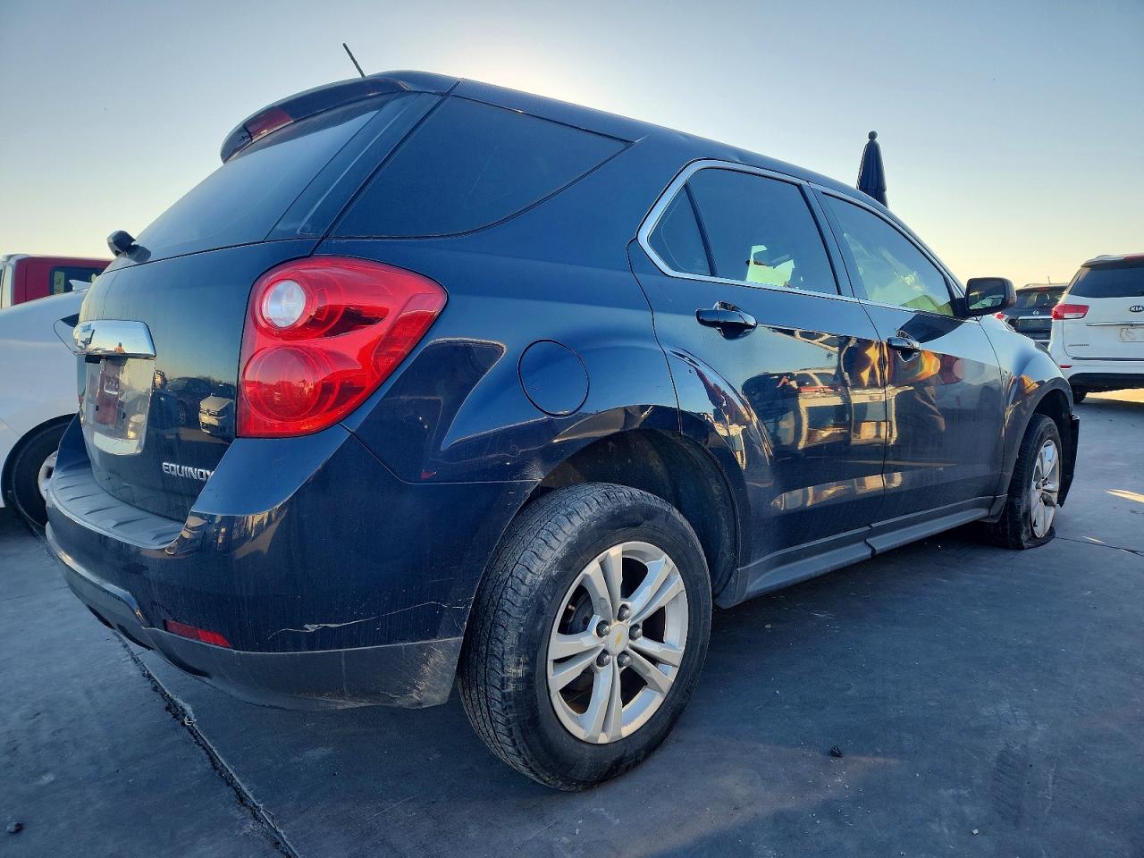 2015 CHEVROLET EQUINOX LS photo 3