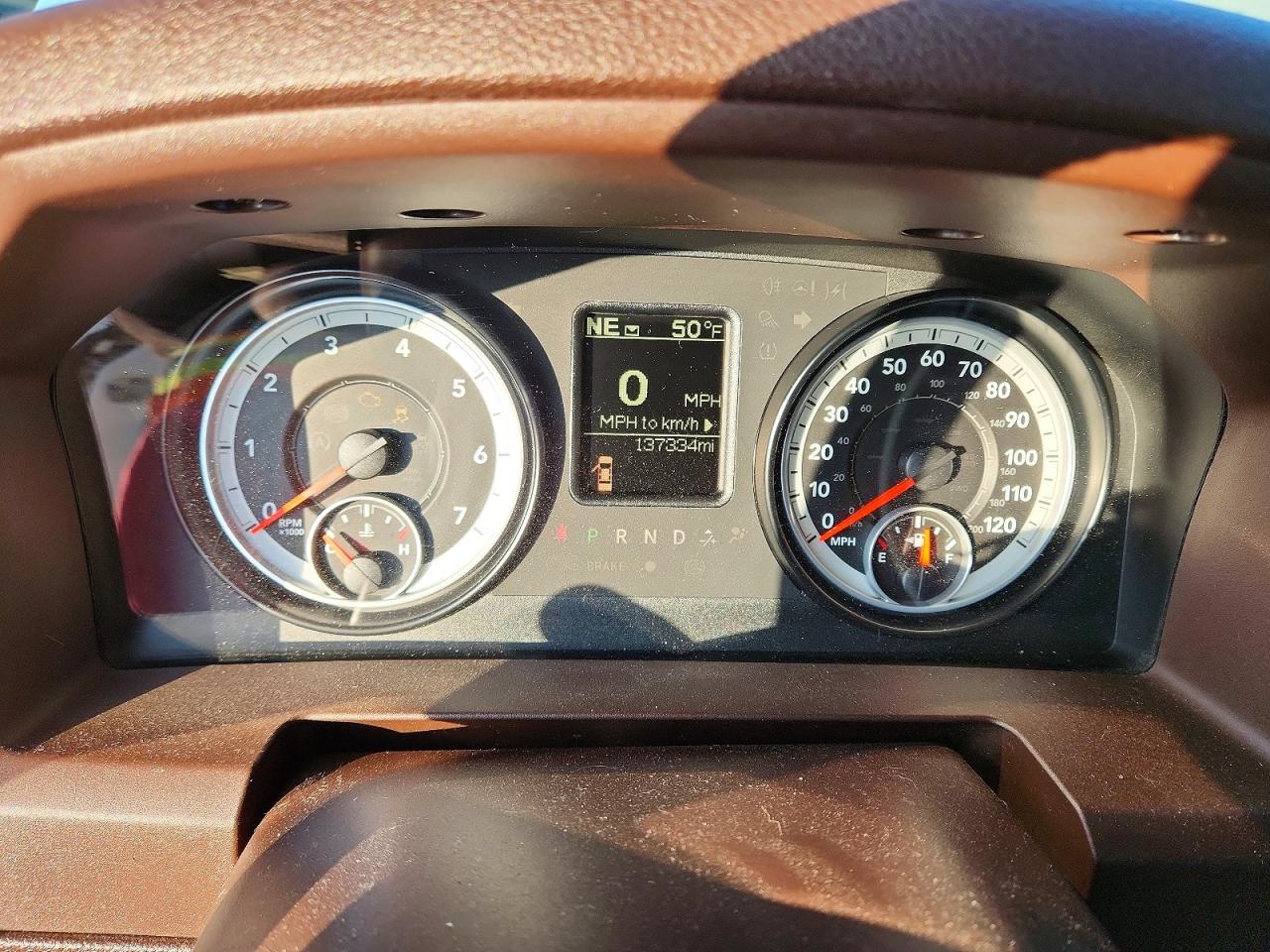 2014 RAM 1500 SLT photo 9