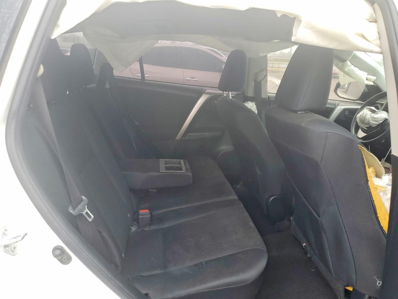 2018 TOYOTA RAV4 LE photo 21