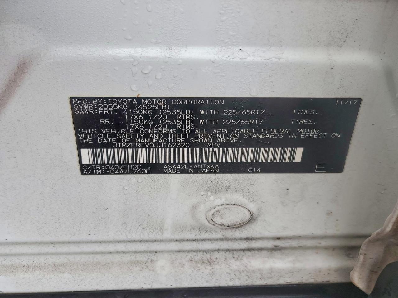 2018 TOYOTA RAV4 LE photo 25