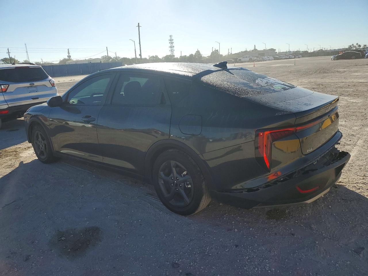 2025 KIA K4 LX photo 2