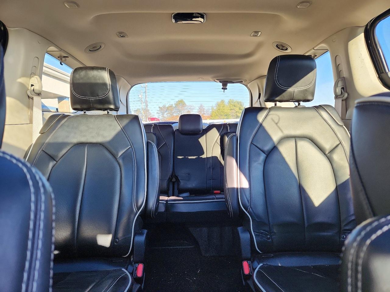 2023 CHRYSLER PACIFICA LIMITED photo 10