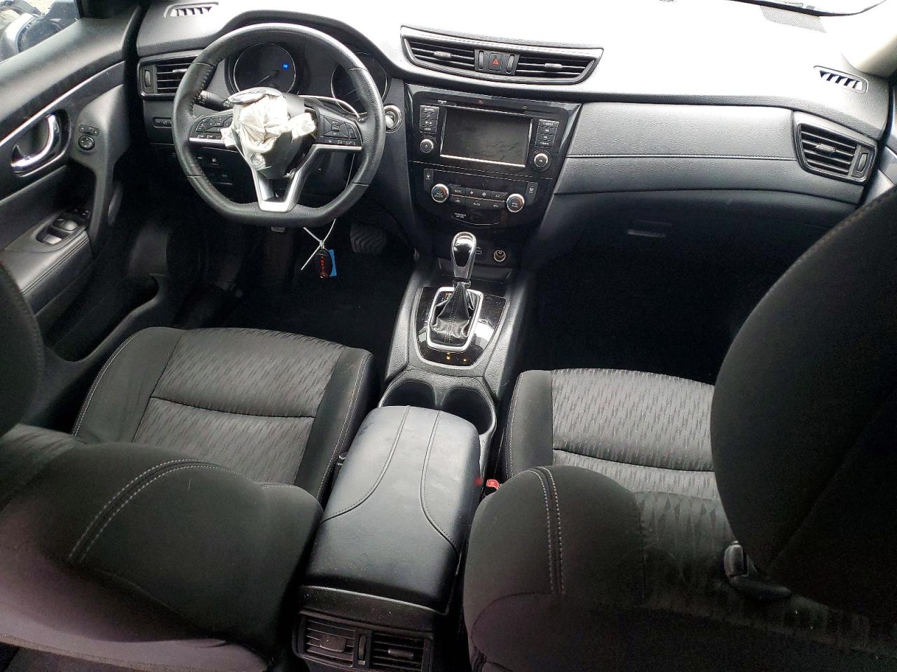 2020 NISSAN ROGUE S photo 8