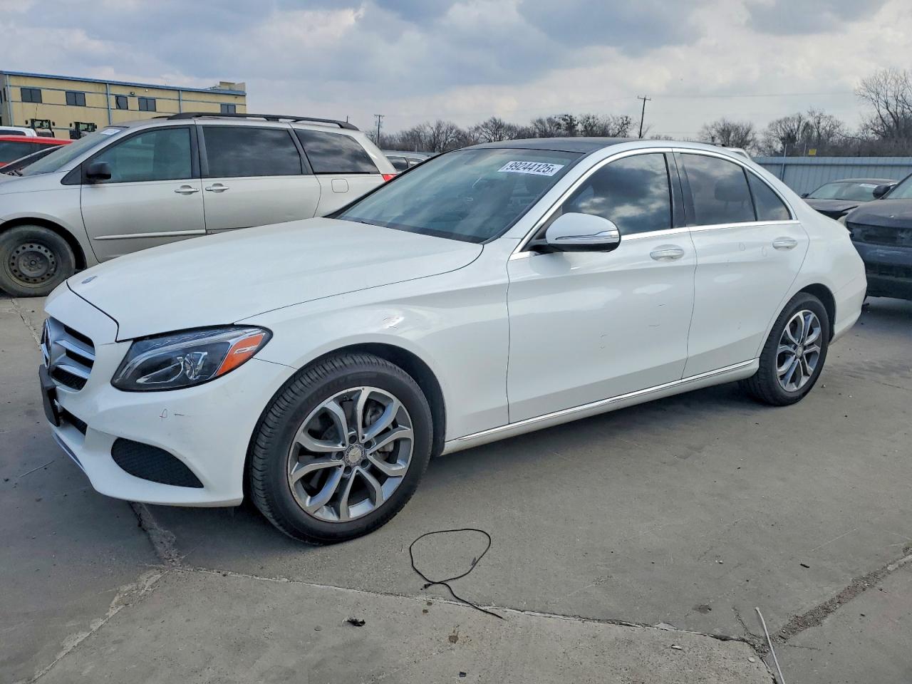2015 MERCEDES-BENZ C