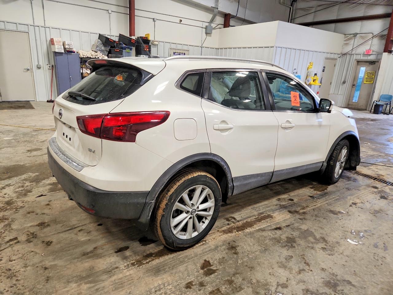 2019 NISSAN ROGUE SPORT S photo 3
