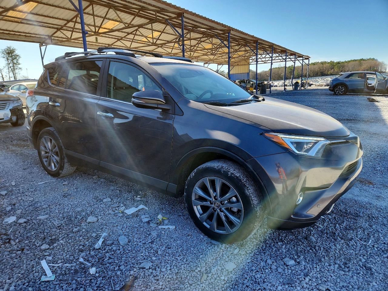2017 TOYOTA RAV4 LIMITED photo 4
