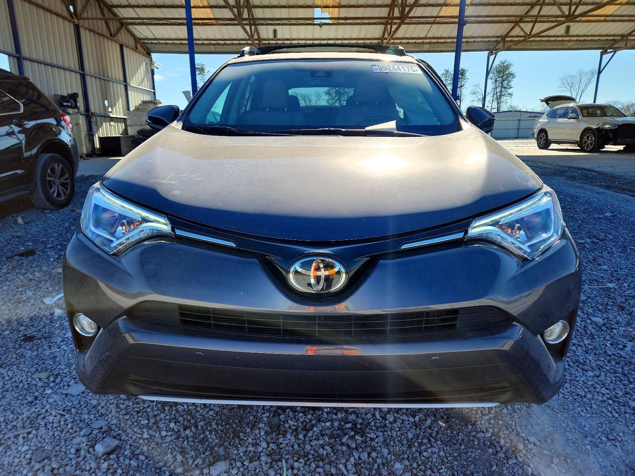 2017 TOYOTA RAV4 LIMITED photo 5