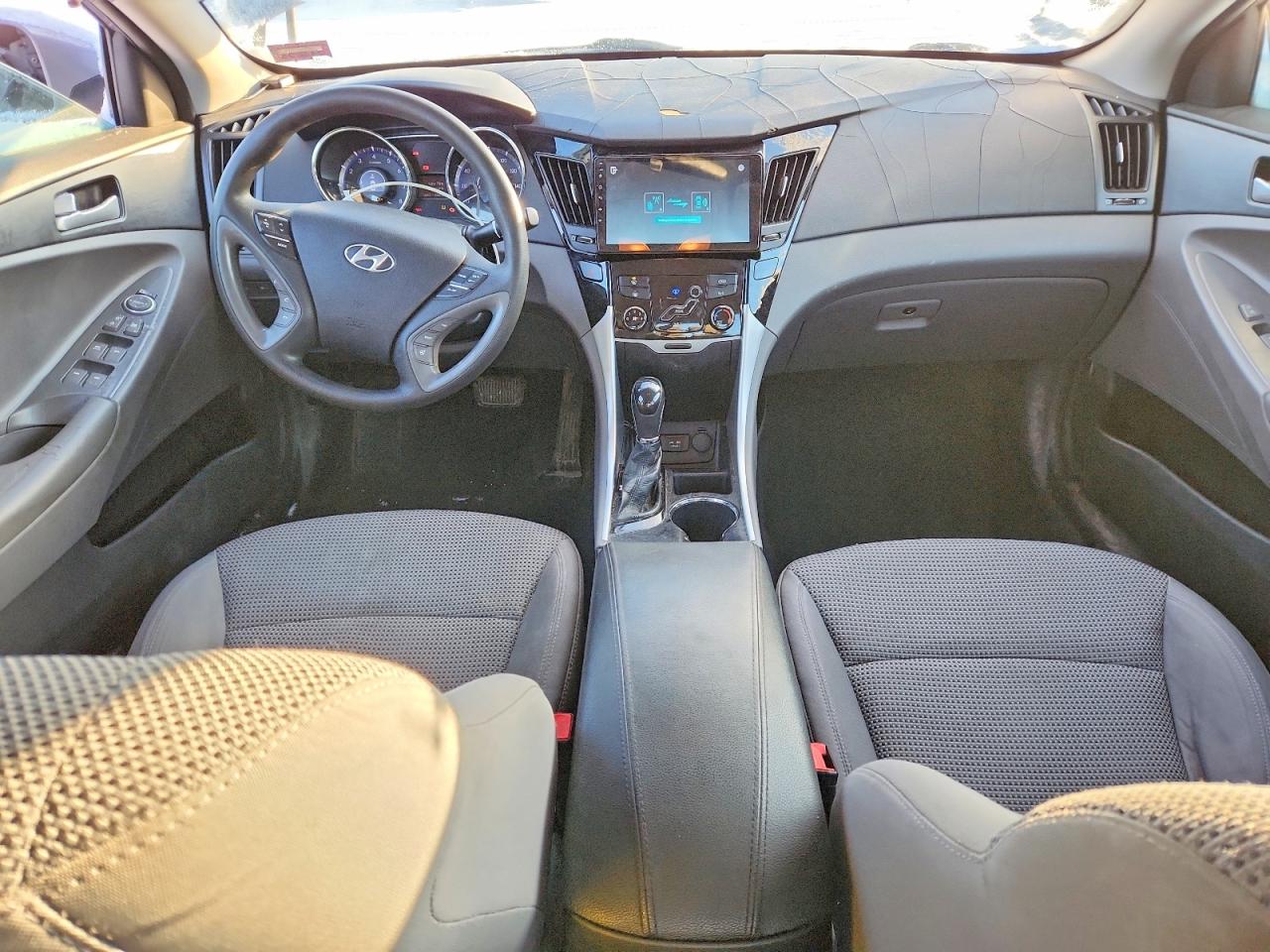 2011 HYUNDAI SONATA GLS photo 8