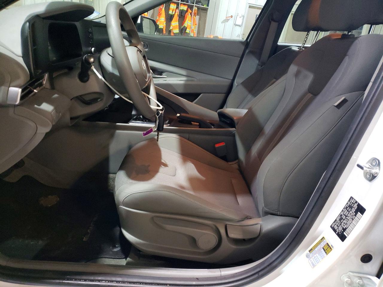2024 HYUNDAI ELANTRA SE photo 7