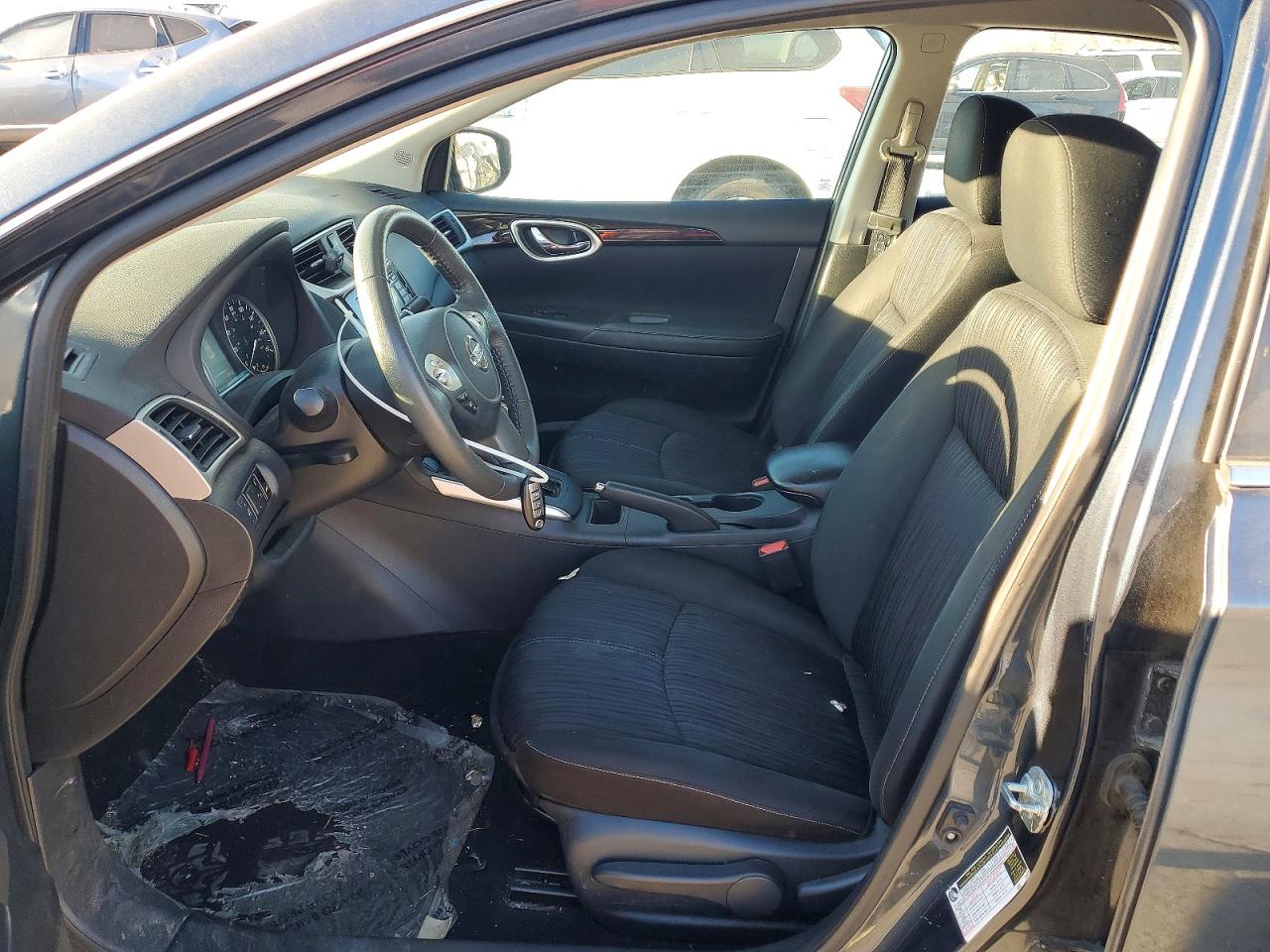 2017 NISSAN SENTRA S photo 7