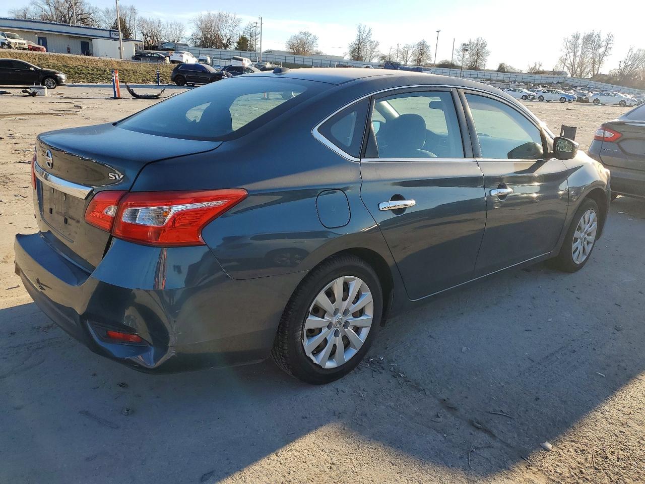 2017 NISSAN SENTRA S photo 3
