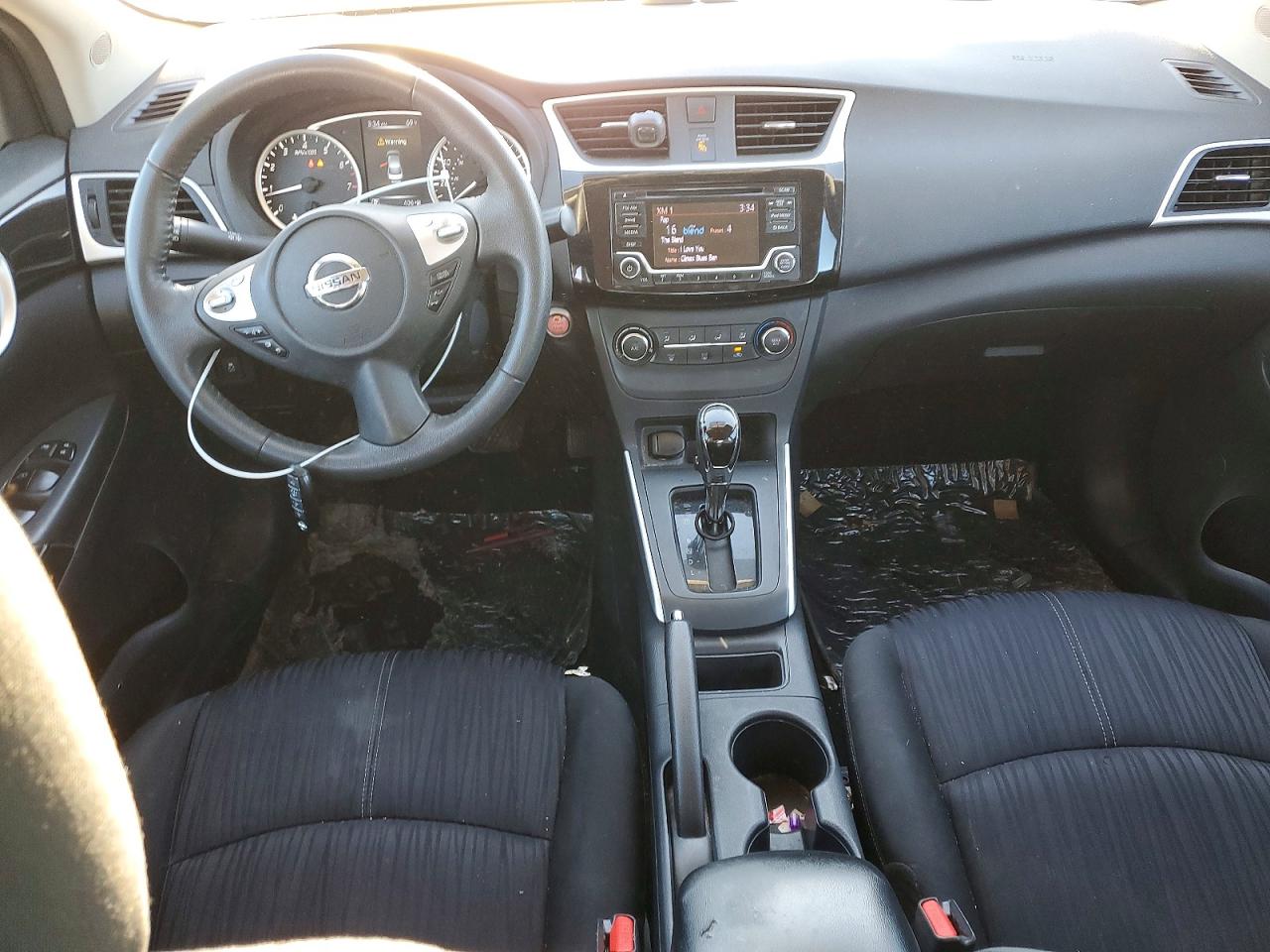 2017 NISSAN SENTRA S photo 8