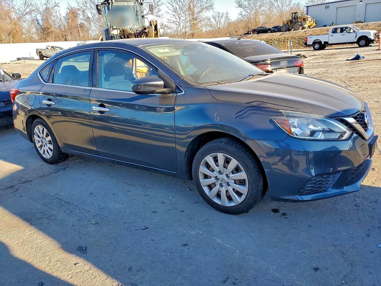 2017 NISSAN SENTRA S photo 4