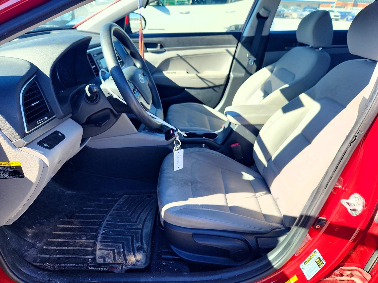 2017 HYUNDAI ELANTRA SE photo 7