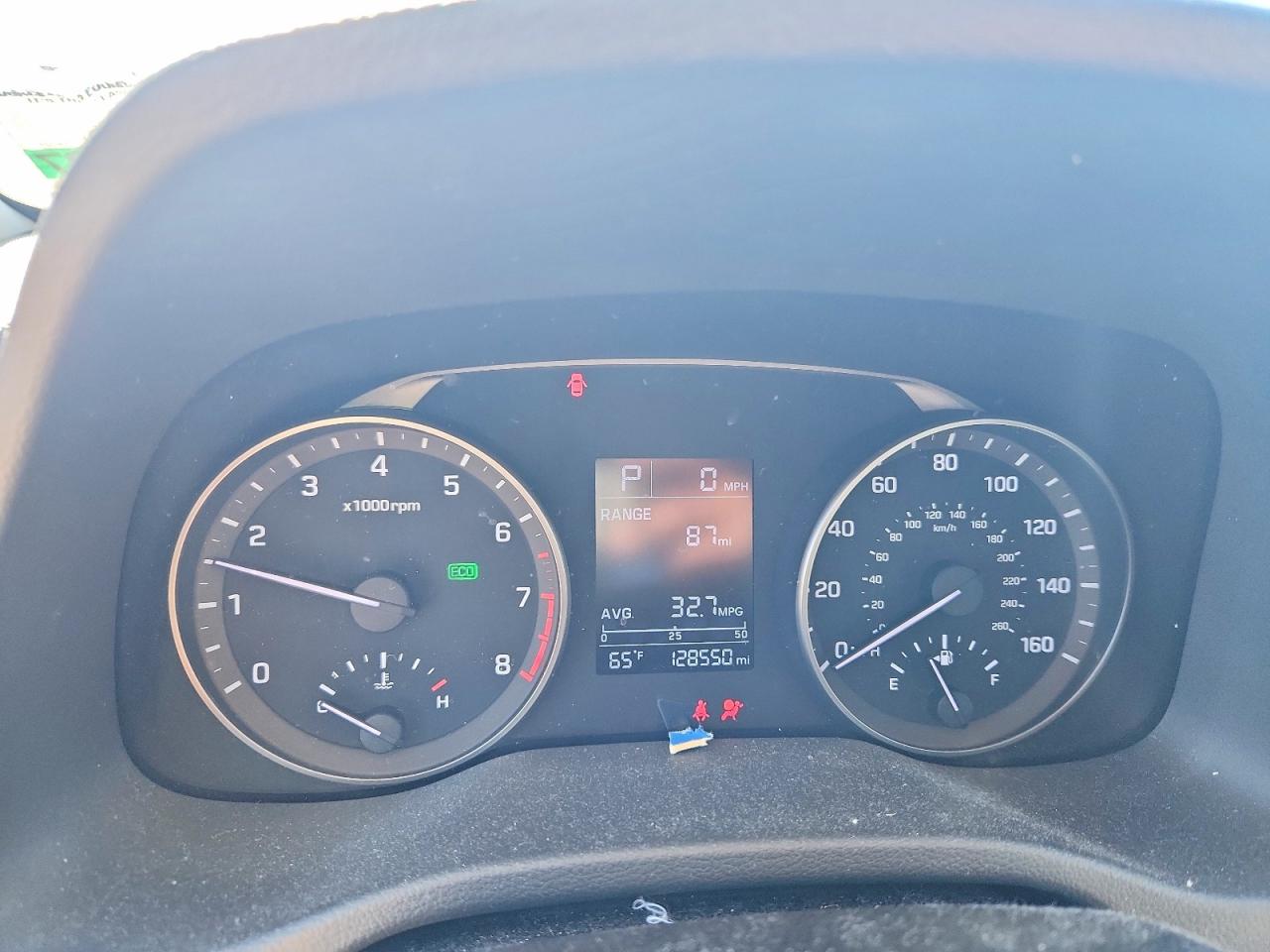 2017 HYUNDAI ELANTRA SE photo 9