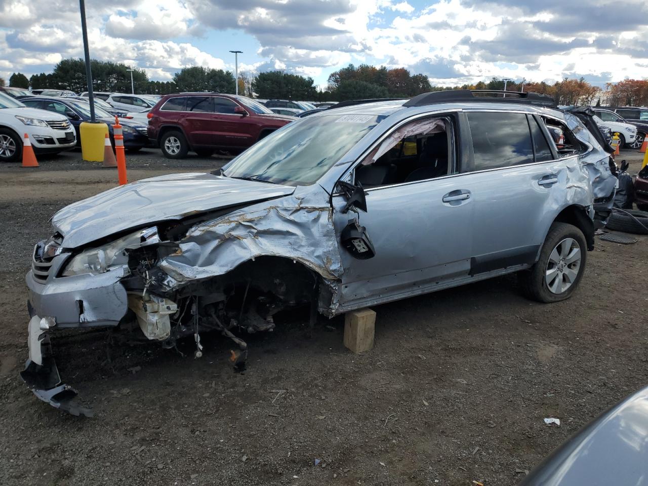 2012 SUBARU OUTBACK