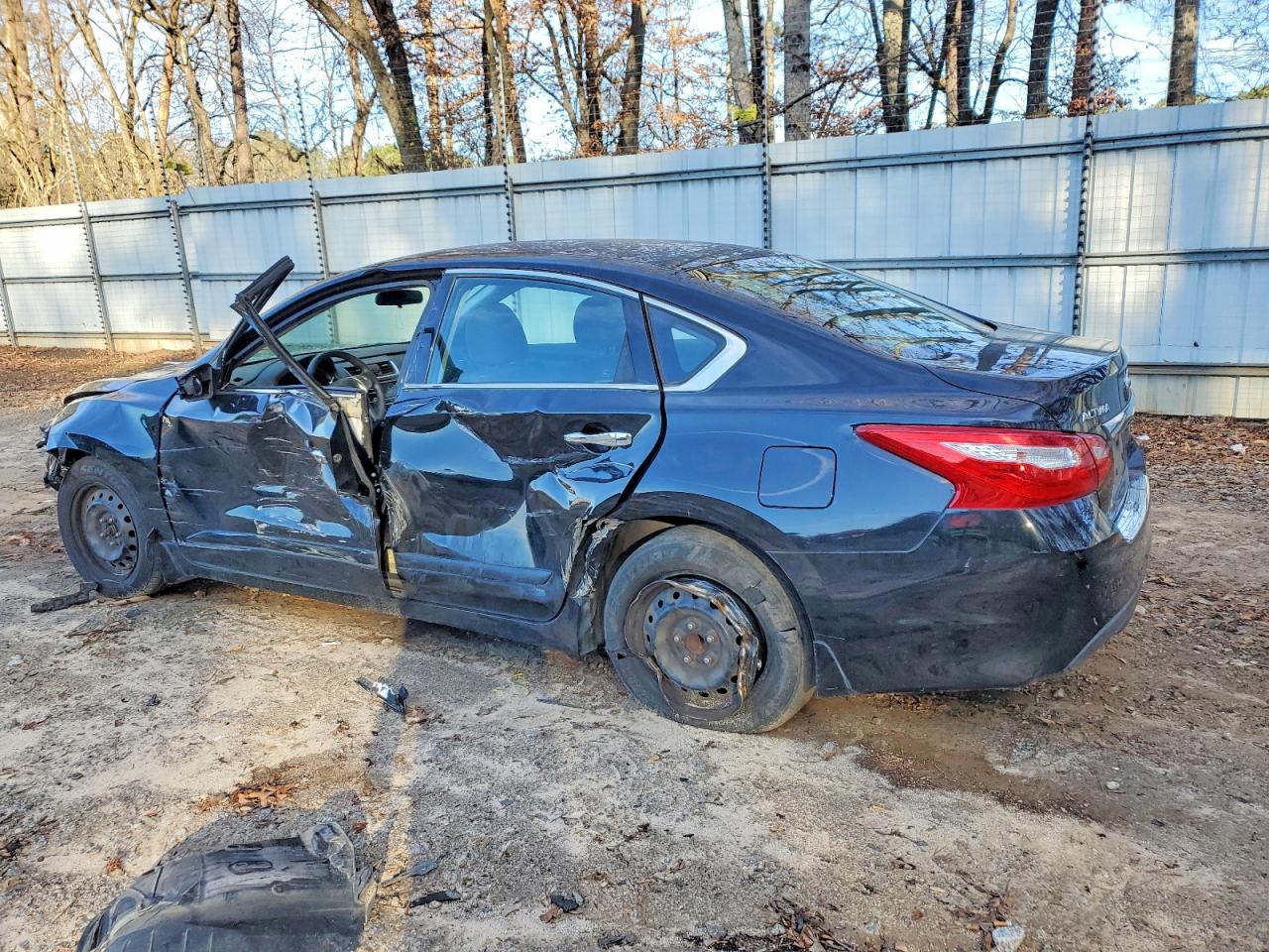 2017 NISSAN ALTIMA 2.5 photo 2