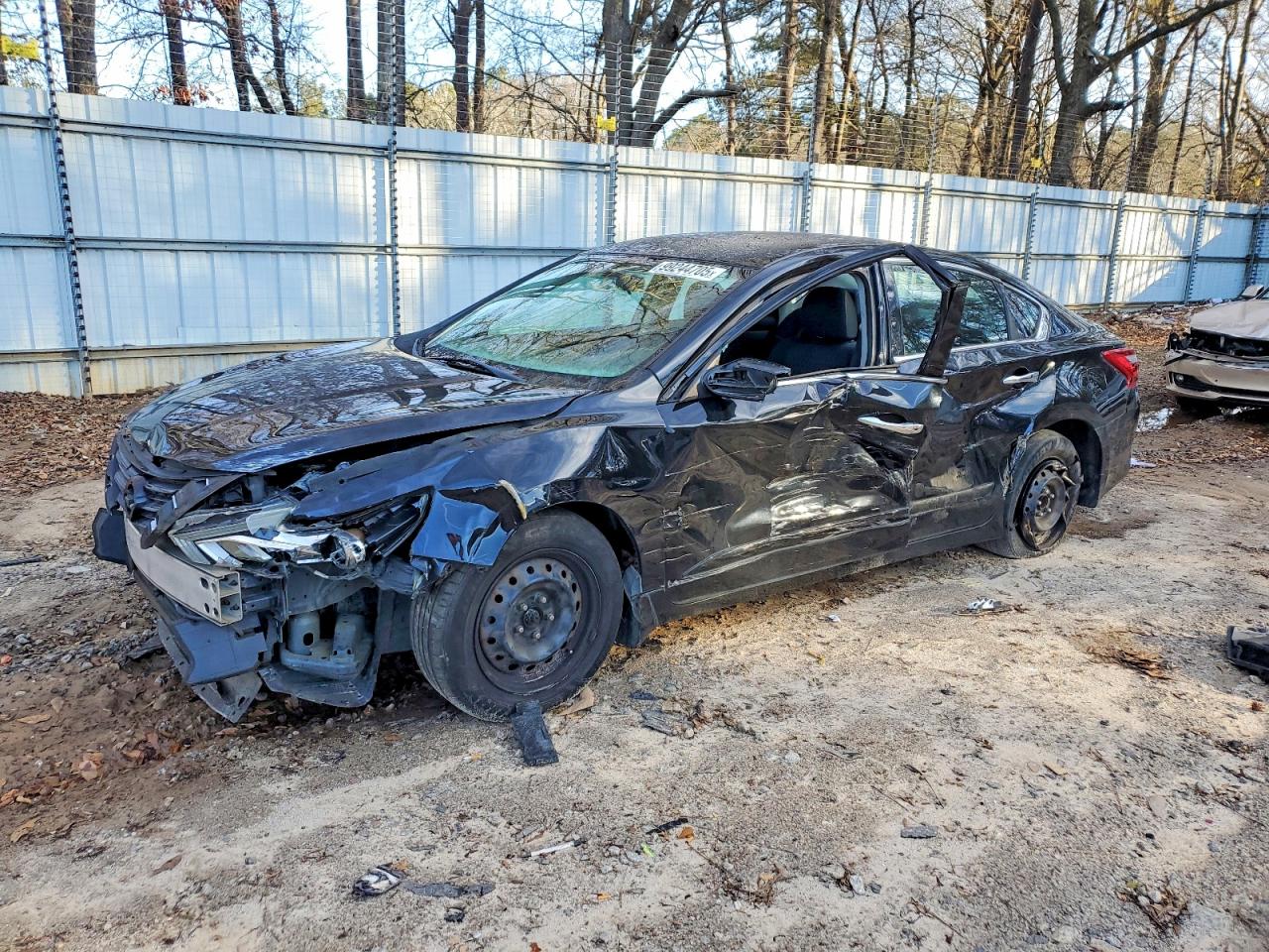 2017 NISSAN ALTIMA
