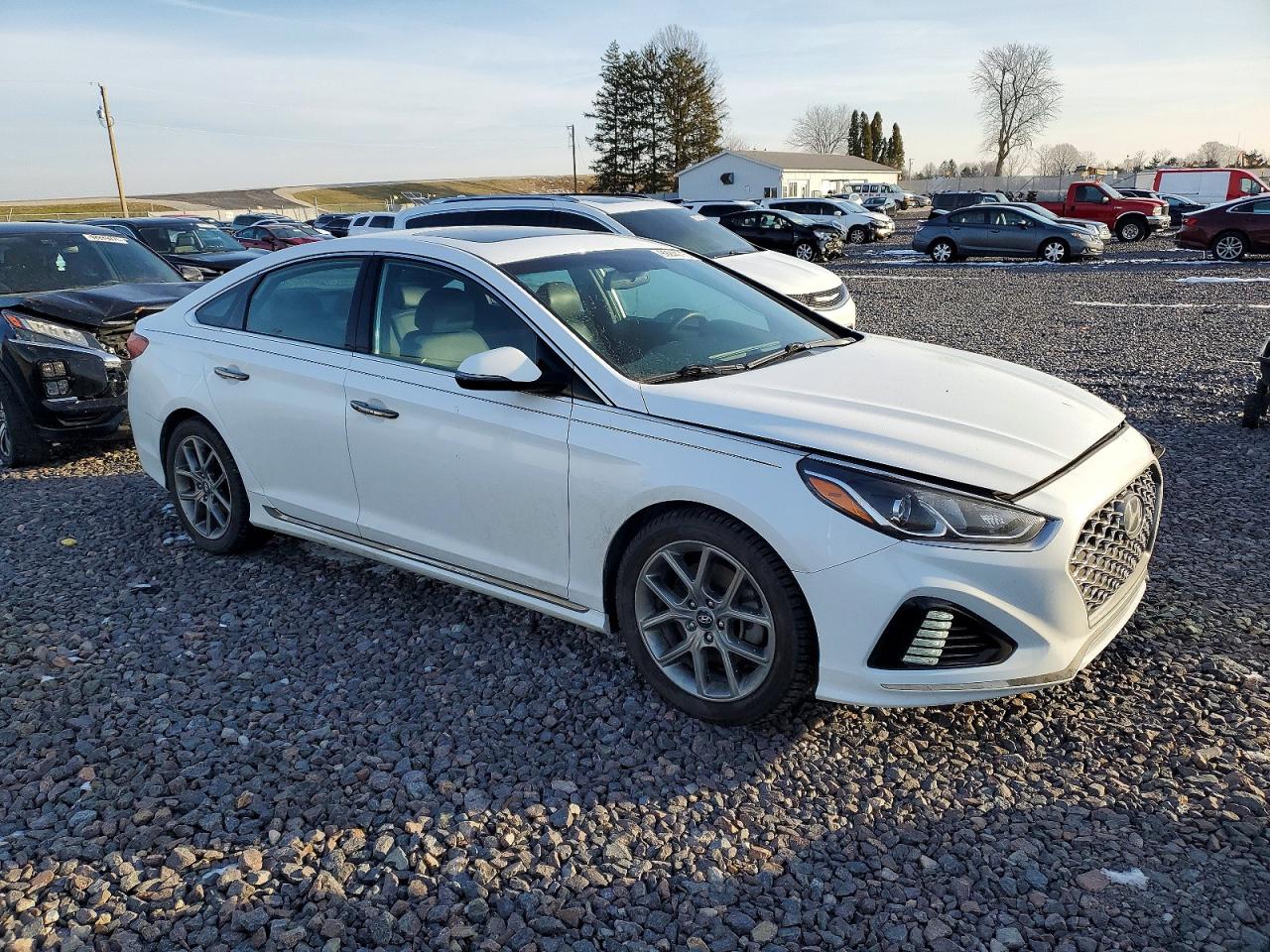 2018 HYUNDAI SONATA SPORT photo 4