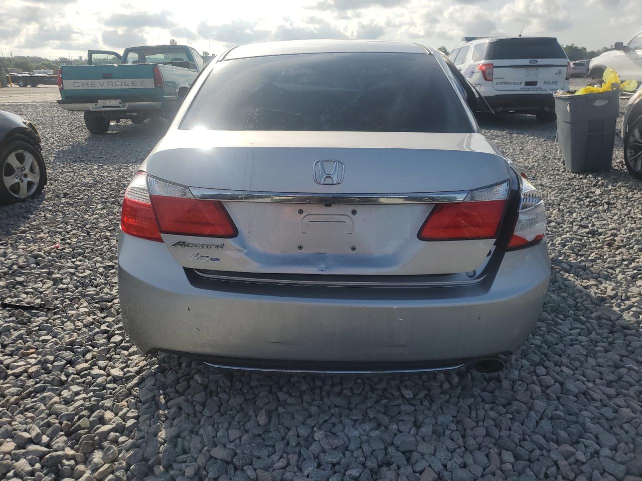 2015 HONDA ACCORD LX photo 6